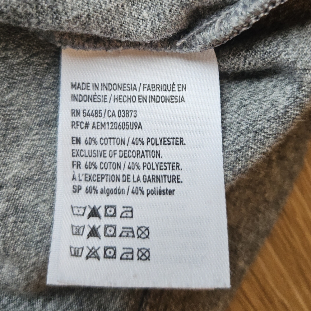 American Eagle Men's Basic Soft Solid Gray Crew N… - image 6